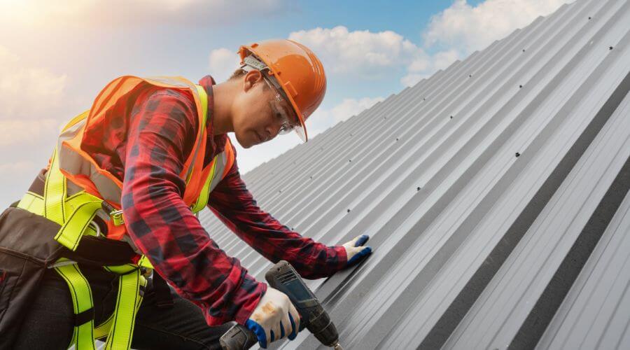 Expert Emergency Roof Repairs services in Courtland, MS